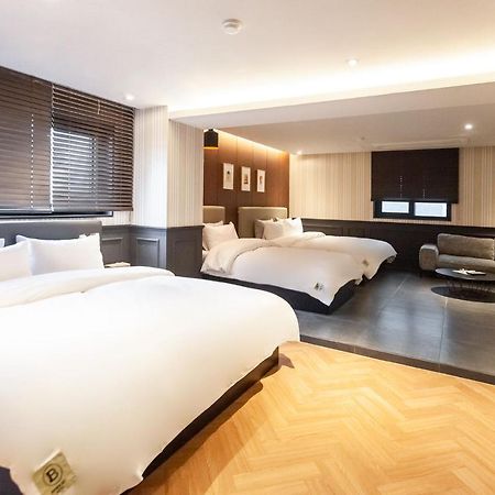 Brown Dot Hotel Seomyeon Pusan Exteriér fotografie