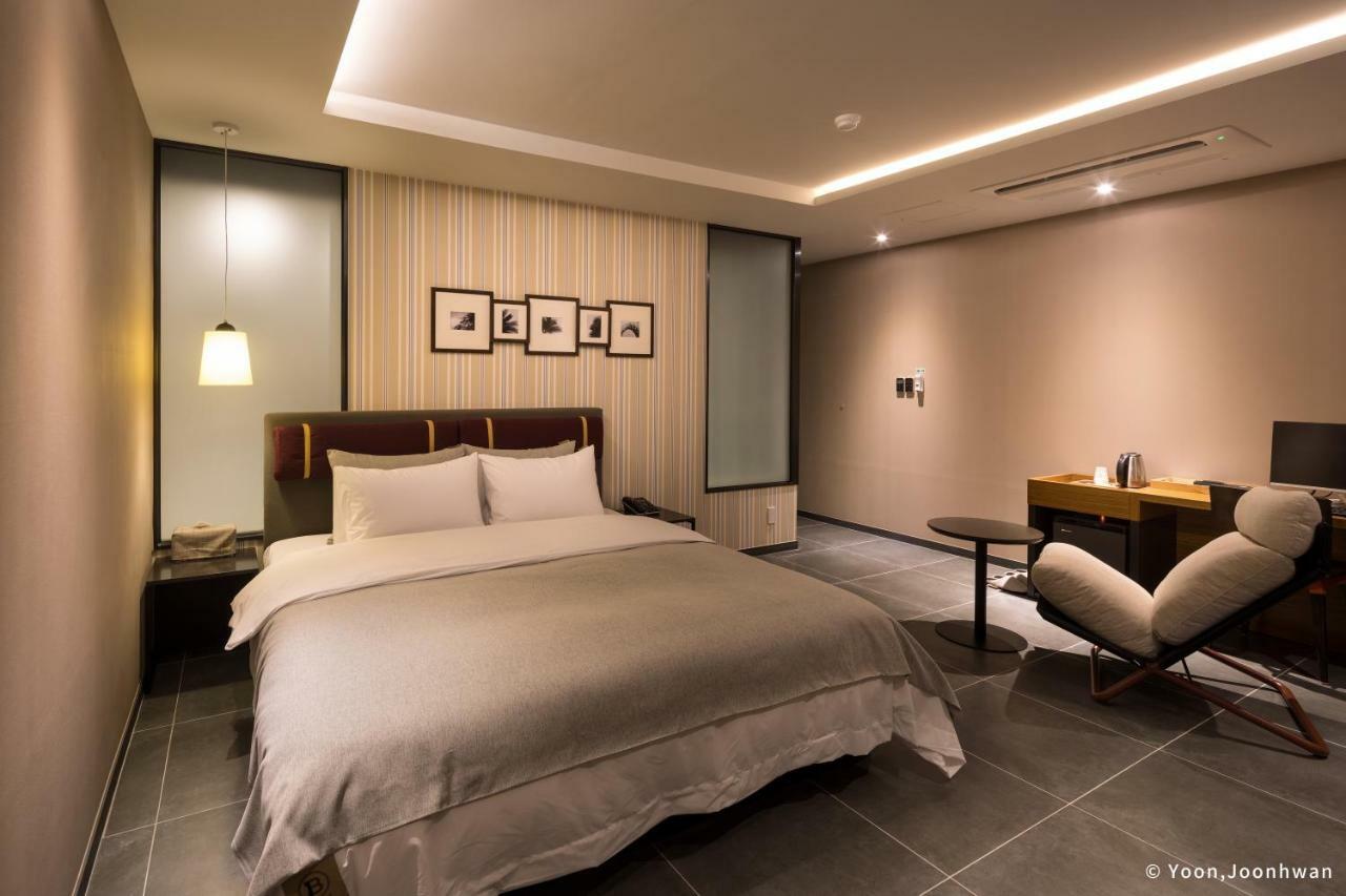 Brown Dot Hotel Seomyeon Pusan Exteriér fotografie