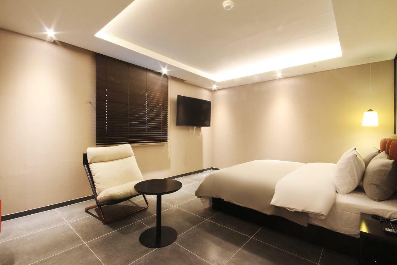 Brown Dot Hotel Seomyeon Pusan Exteriér fotografie