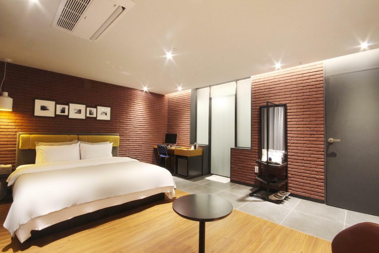 Brown Dot Hotel Seomyeon Pusan Exteriér fotografie
