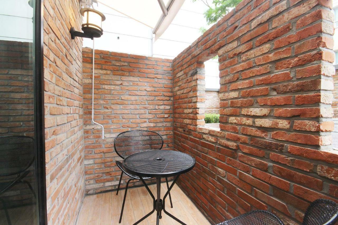 Brown Dot Hotel Seomyeon Pusan Exteriér fotografie