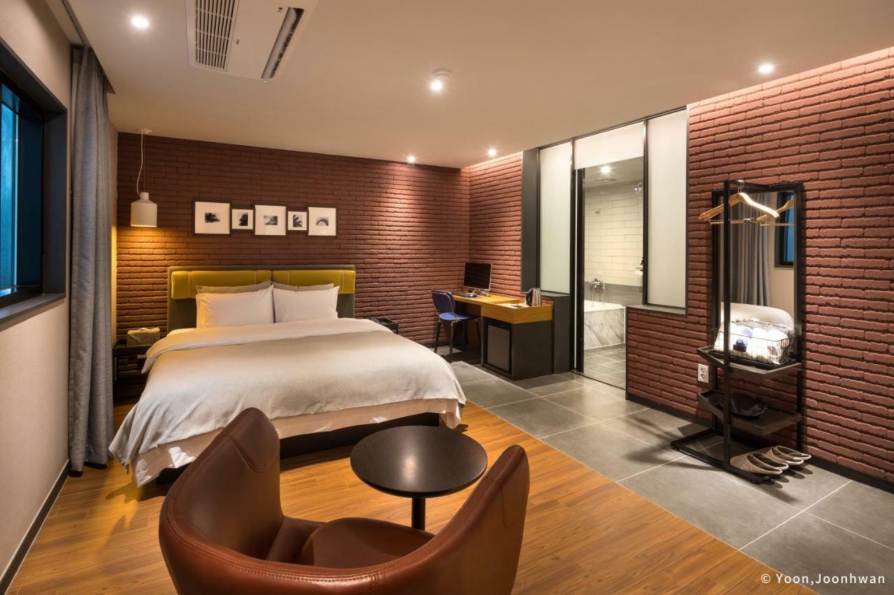Brown Dot Hotel Seomyeon Pusan Exteriér fotografie