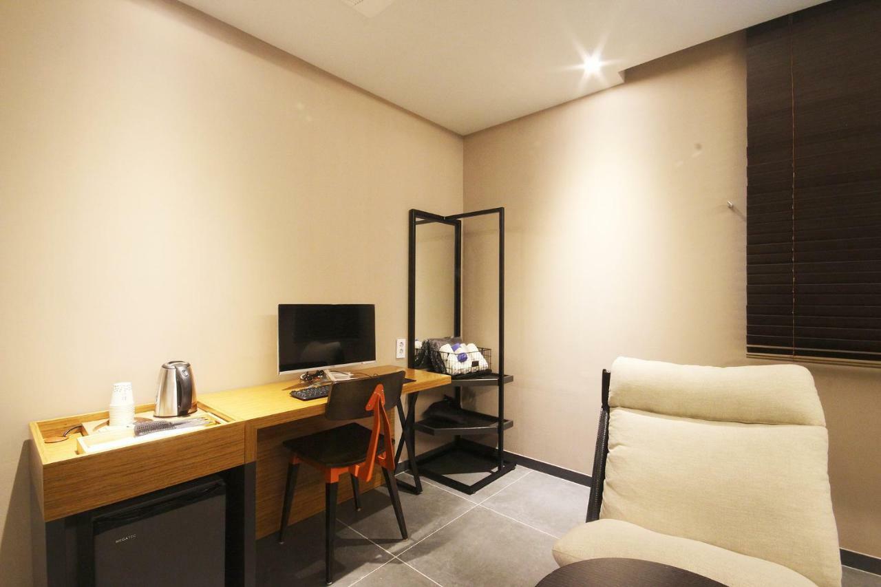 Brown Dot Hotel Seomyeon Pusan Exteriér fotografie