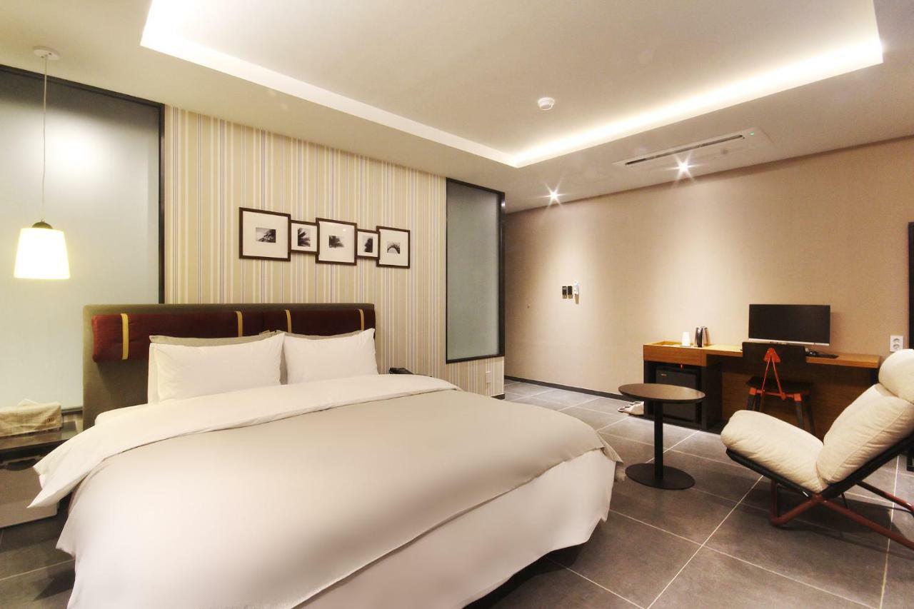 Brown Dot Hotel Seomyeon Pusan Exteriér fotografie