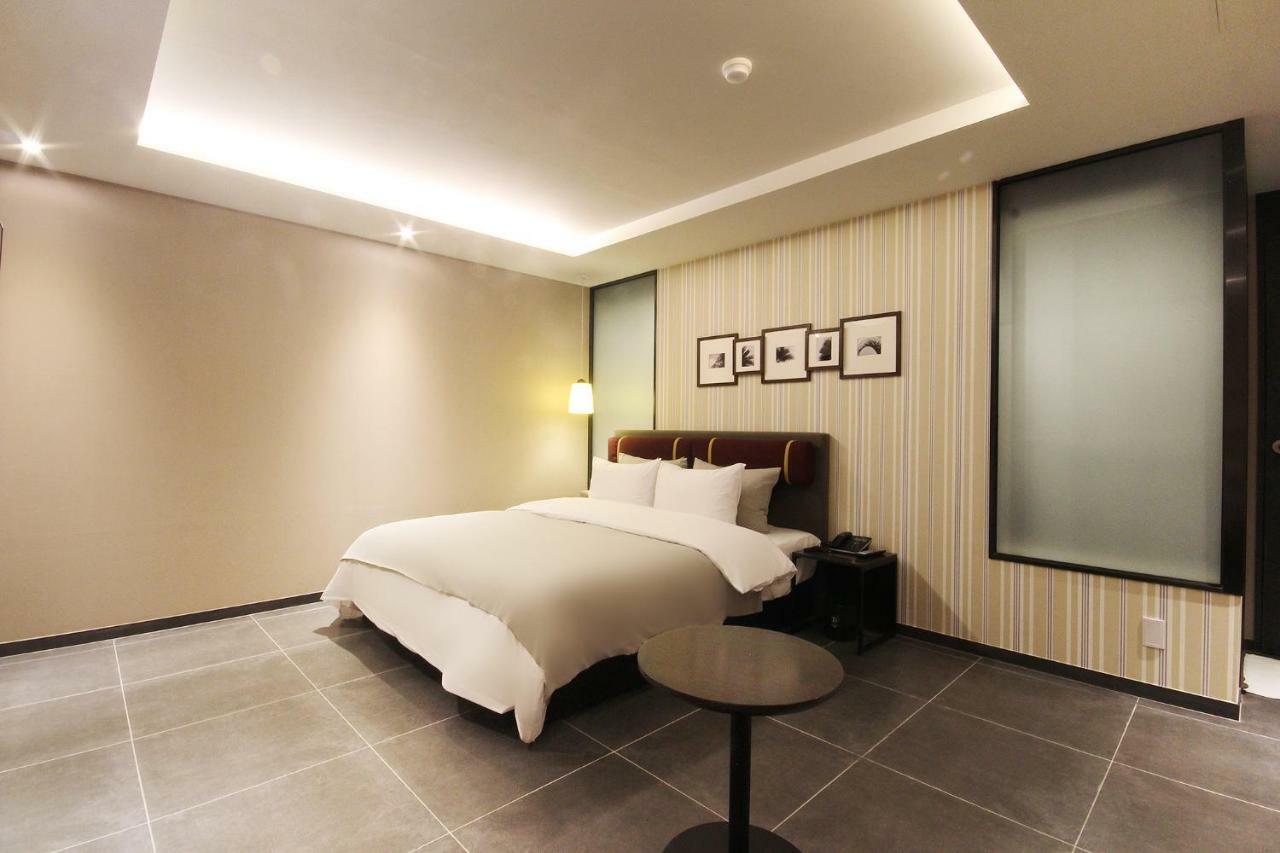 Brown Dot Hotel Seomyeon Pusan Exteriér fotografie