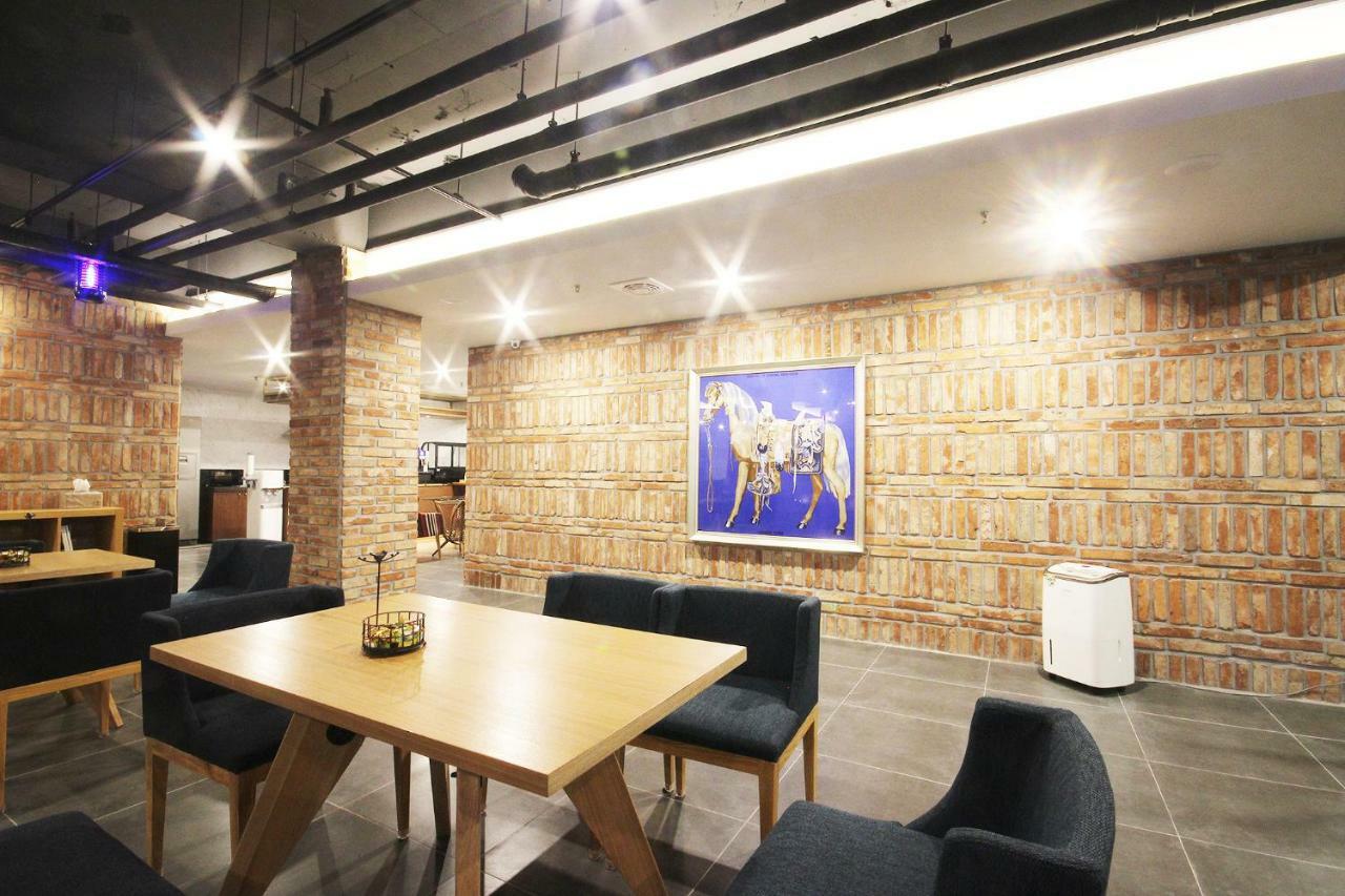 Brown Dot Hotel Seomyeon Pusan Exteriér fotografie