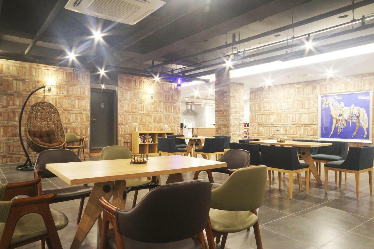 Brown Dot Hotel Seomyeon Pusan Exteriér fotografie