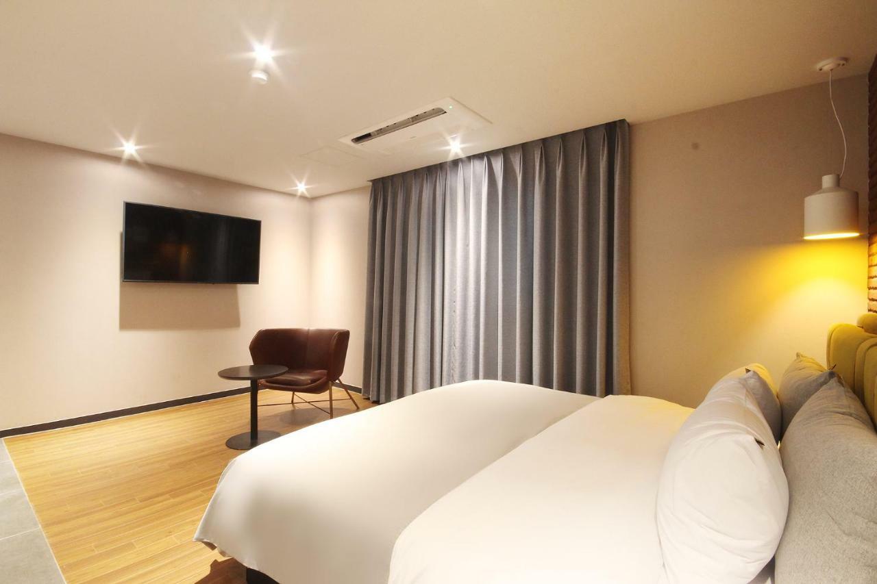 Brown Dot Hotel Seomyeon Pusan Exteriér fotografie