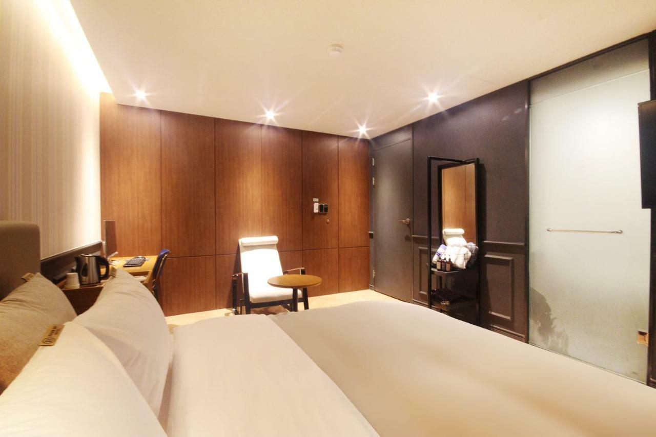 Brown Dot Hotel Seomyeon Pusan Exteriér fotografie