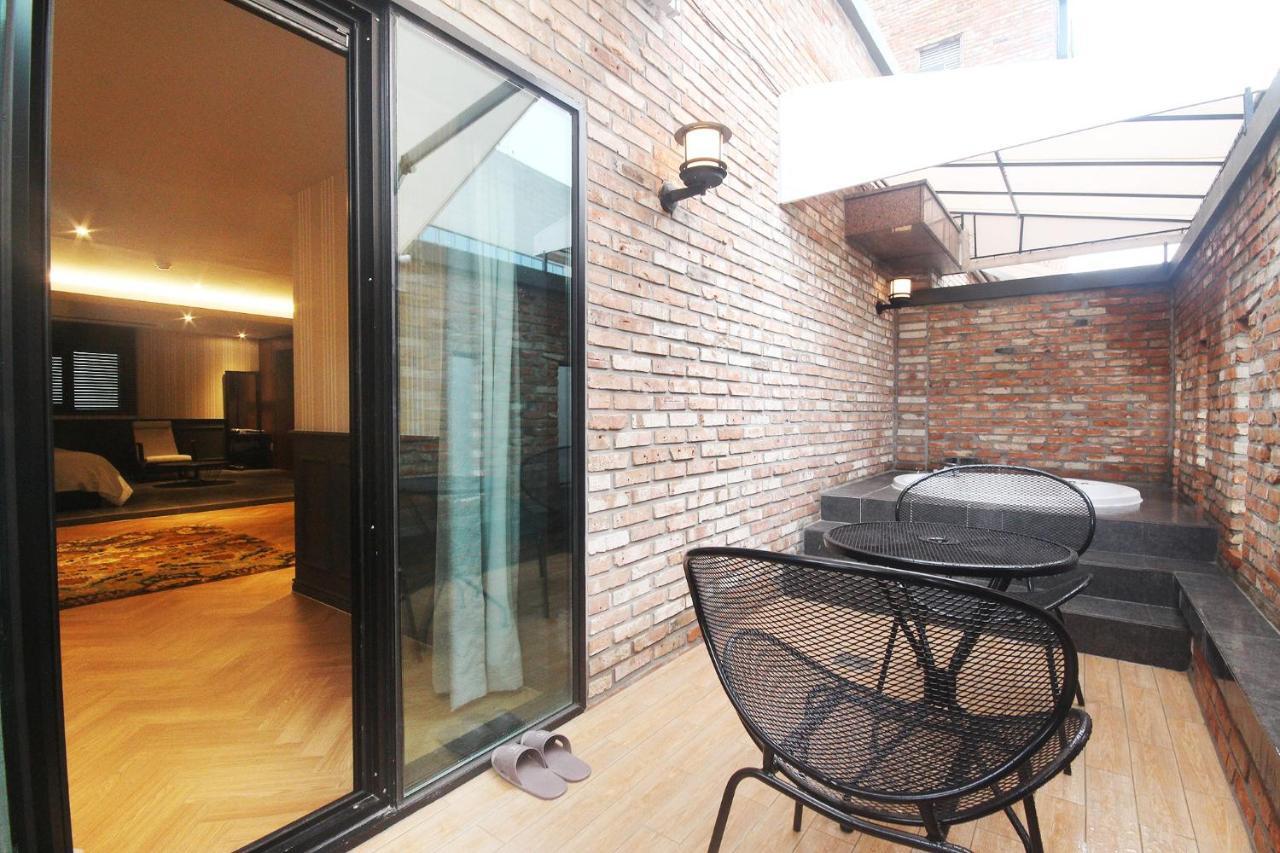 Brown Dot Hotel Seomyeon Pusan Exteriér fotografie