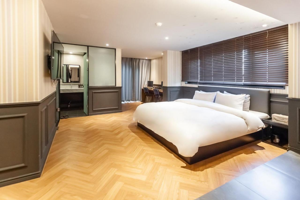 Brown Dot Hotel Seomyeon Pusan Exteriér fotografie