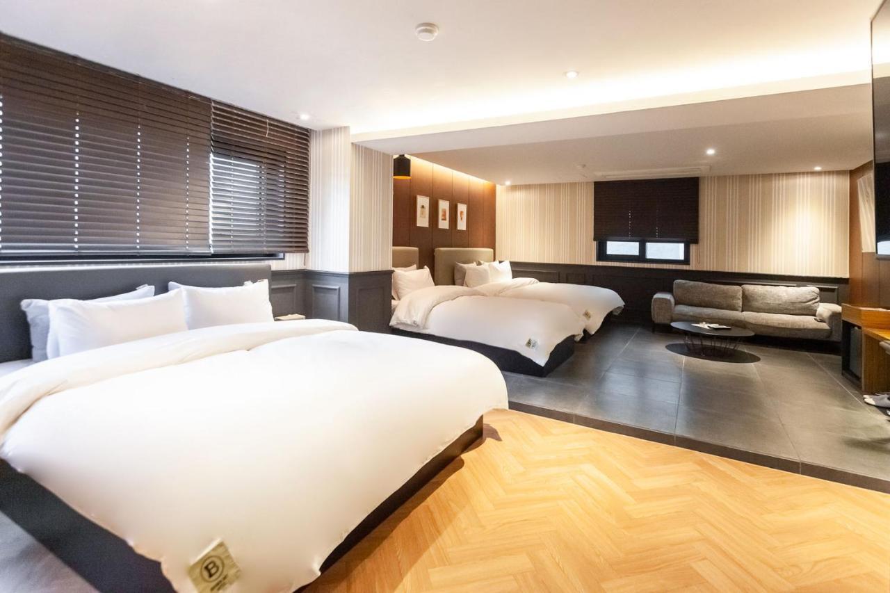 Brown Dot Hotel Seomyeon Pusan Exteriér fotografie
